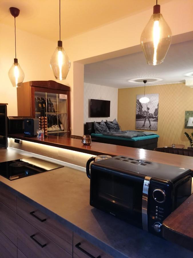 Ferienwohnung Schuhmann Mit Wintergarten Und Garten Therme Aquapulco Und Ikuna Erlebnispark, Zoo Schmiding 20 Min Mit Auto Entfernt Ab 3 Naechte Buchbar Hinzenbach Exterior foto